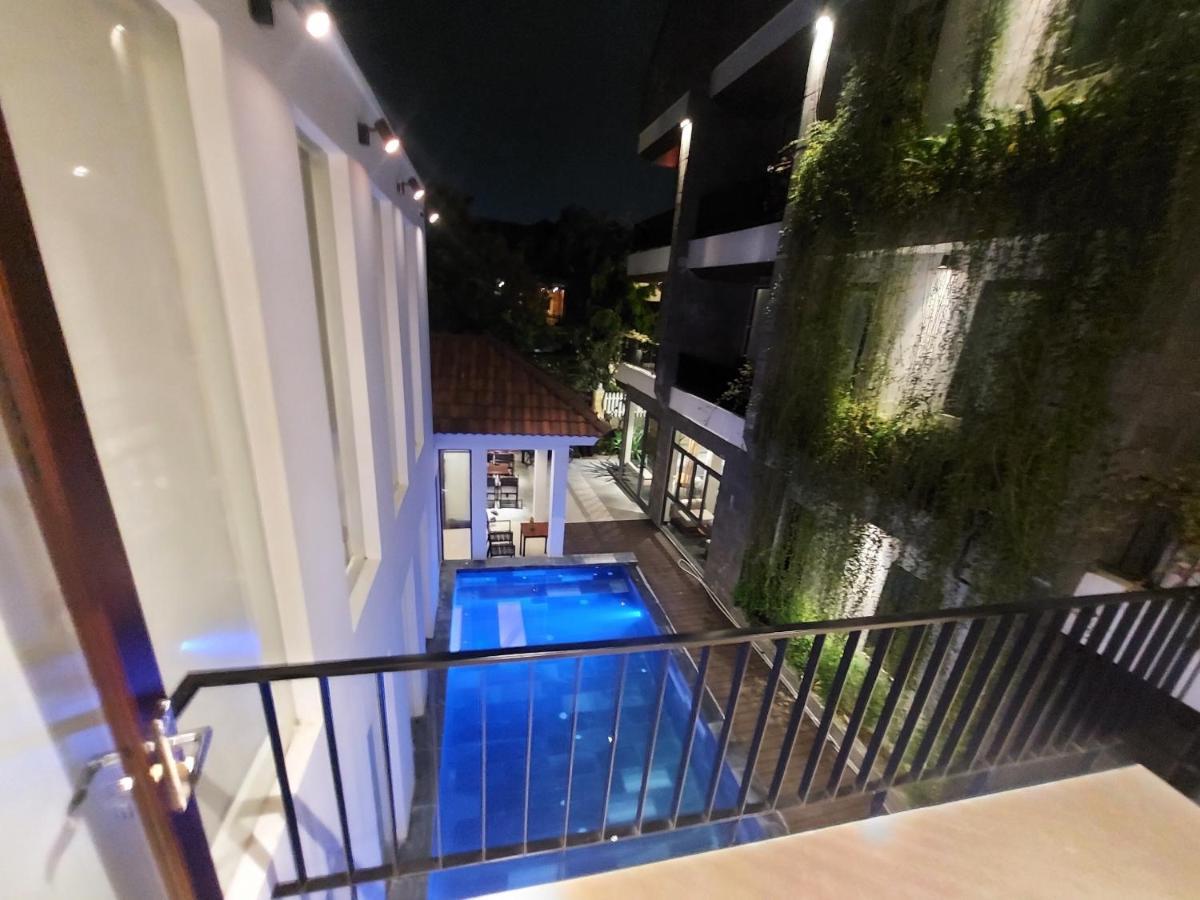 Ở trọ Em's House